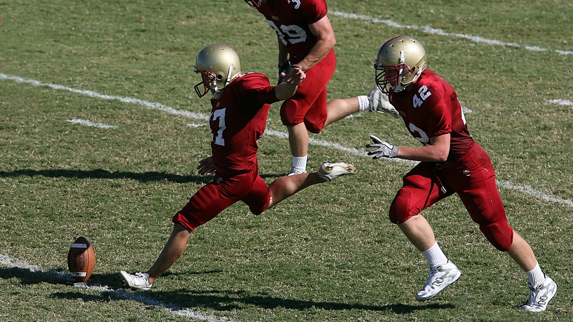 开云电竞赛事-西南大学教师招聘考生匆忙跑步入场背后故事，西南大学教师校招