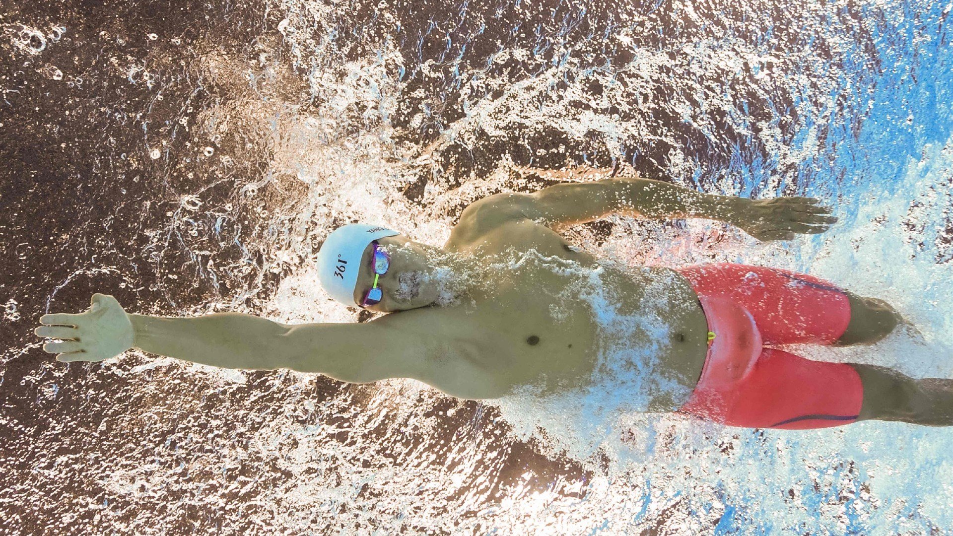 西南大学教师招聘考生匆忙跑步入场背后故事，西南大学教师校招